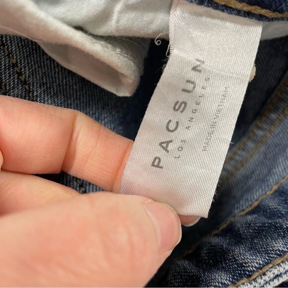 Pacsun Medium Wash High Rise Mom Jeans Womens 28 Short Distressed Blue Denim - Picture 7 of 12